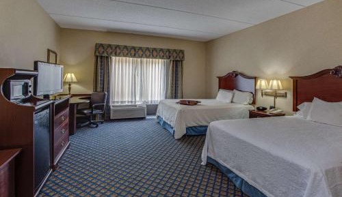 Queen Room with Two Queen Beds - Mobility and Hearing Access/Non-Smoking