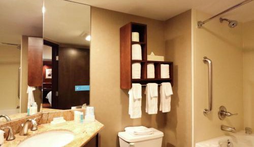 King Room with Spa Bath