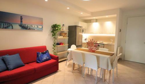 Apartment with Shower