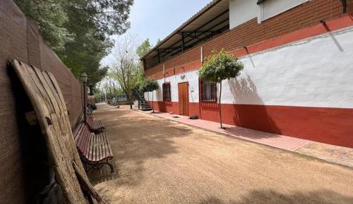 Three-Bedroom Cottage