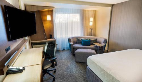 King Room with Sofa Bed