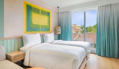 Superior Twin Room (20% discount on F&B, 1 Bucket of House Beer, BOGO on select Alcohol & 4 pieces of laundry per stay)