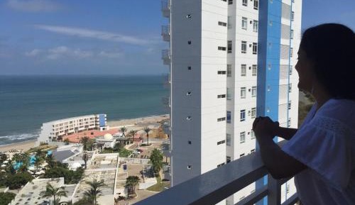 Seaside Apartment - Sea and Beach Views