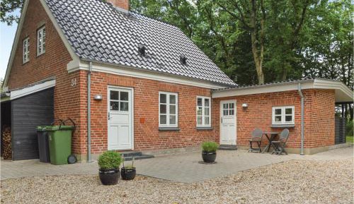 Two-Bedroom Holiday Home