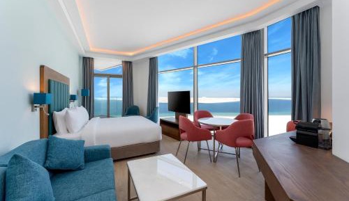 Junior Suite with Balcony