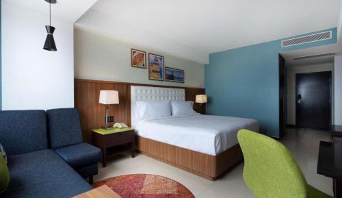 King Room with Ocean View - Non-Smoking