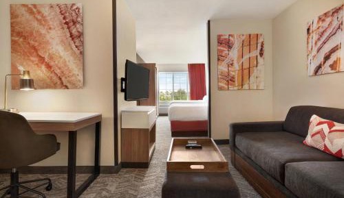Queen Suite