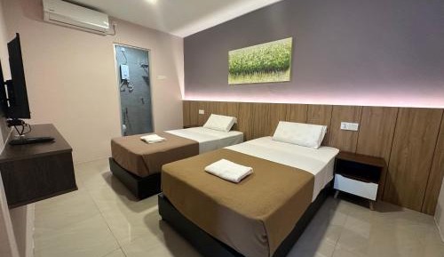 Double or Twin Room with Private Bathroom