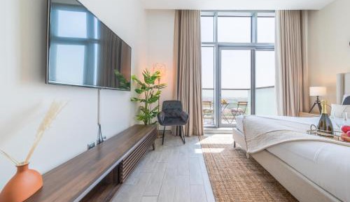 Two Bedroom Apartment with City View