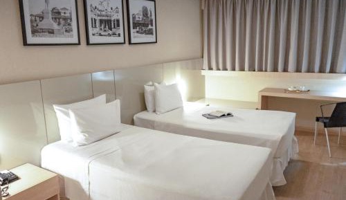 Luxury Twin - 2 Single Beds