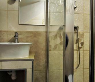 Standard Single Room with Mountain View