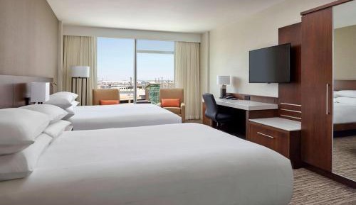 Queen Room with Two Queen Beds and Airport View