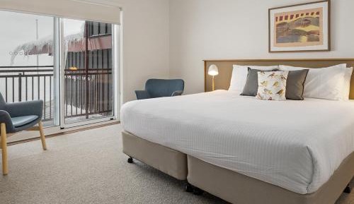 King Room with Balcony