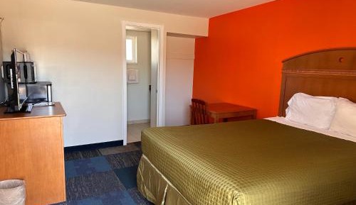 Queen Room