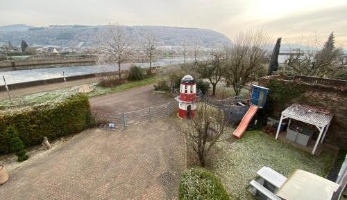 Apartment with Shower