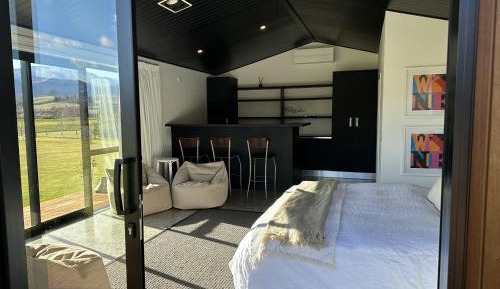 King Room with Mountain View