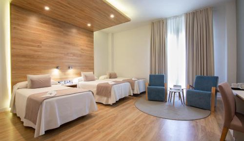 Twin Room with Extra Bed