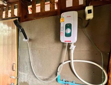 Single Bed in Mixed Dormitory Room