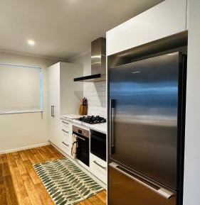 Queen Room with Shared Bathroom