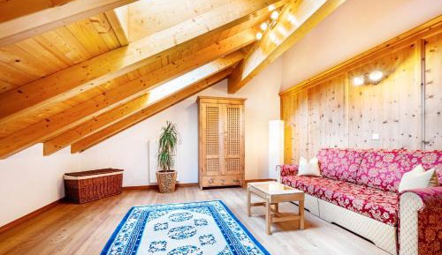 Superior One-Bedroom Apartment with Balcony