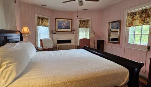 King Room with Garden View
