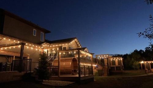 Queen Suite with Spa Bath