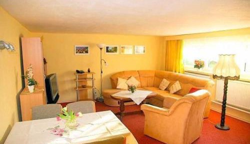 One-Bedroom Apartment with Terrace