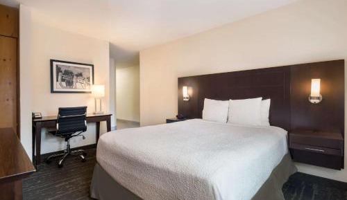 King with Sofa Bed Non-Smoking