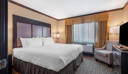 King Room with Sofa Bed - Non-Smoking