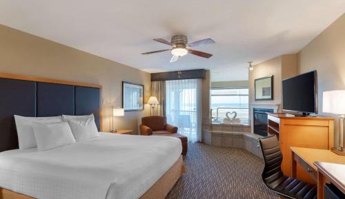 King Room with Balcony and Spa Bath