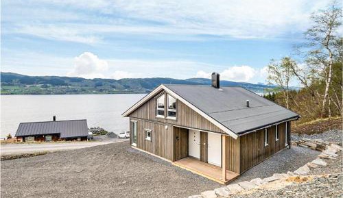 Three-Bedroom Holiday Home 