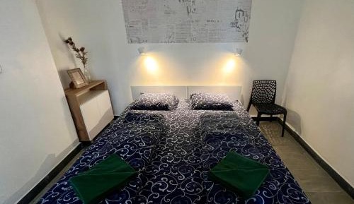 Twin Room with Private External Bathroom