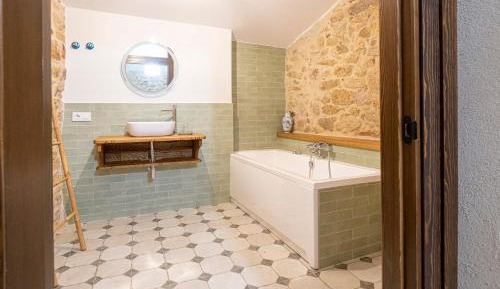 Double Room with Spa Bath