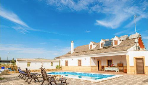 Seven-Bedroom Holiday Home