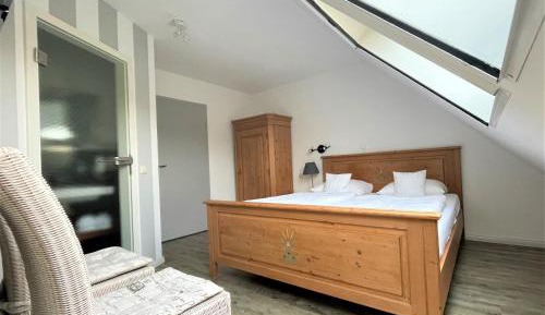 Small Double Room - Annex