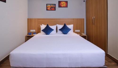 Standard Queen Room