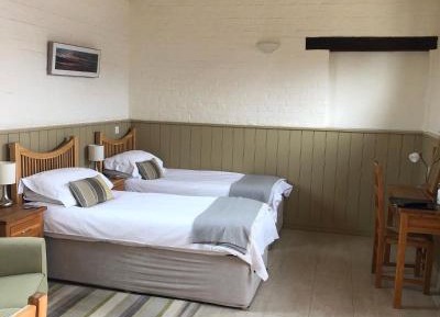 Twin Room with Bath