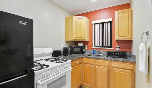 Two-Bedroom Suite - Non-Smoking
