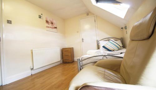 Single Room with Private Bathroom