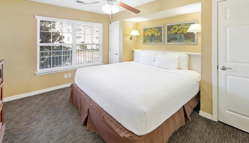 One-Bedroom Standard Room