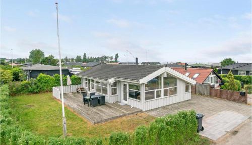 Three-Bedroom Vacation Home 