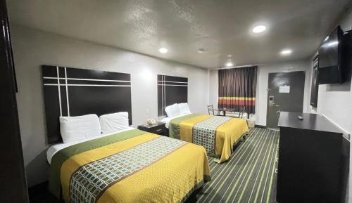 Queen Room with Two Queen Beds