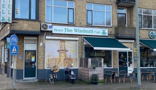 Twin Room with Bathroom