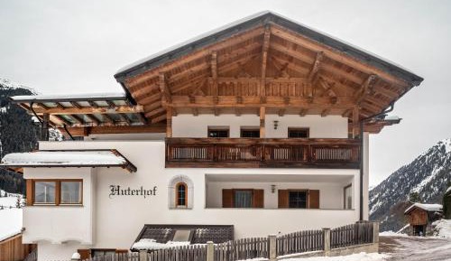 Superior One-Bedroom Apartment with Balcony