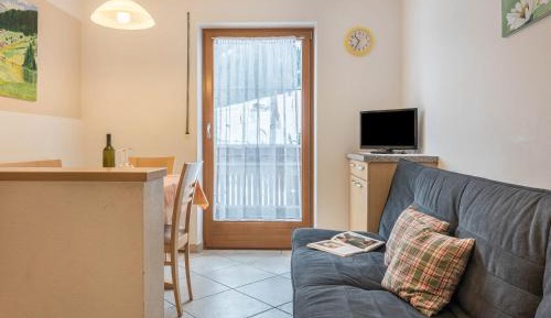 Superior One-Bedroom Apartment with Balcony