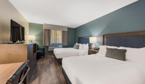 Queen Room with Two Queen Beds