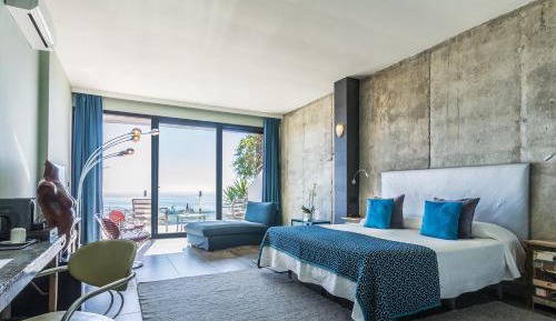 Deluxe Double Room with Bath