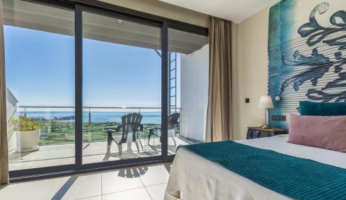 Deluxe Double Room with Shower