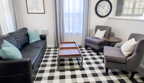 Three-Bedroom Holiday Home 