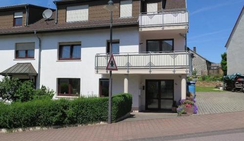 Apartment with Shower